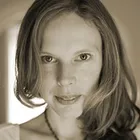 Lindsay Bernal